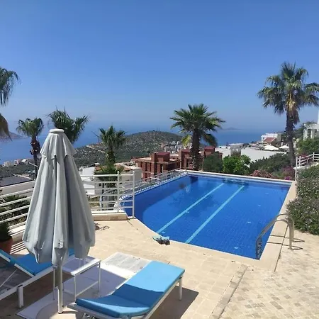 Апартаменты Duplex With Roof Terrace & Panoramic Sea View