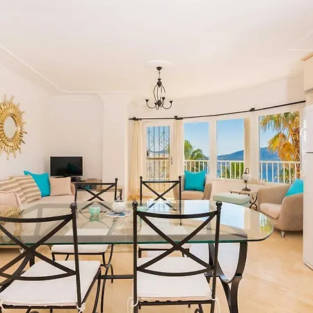 Апартаменты Duplex With Roof Terrace & Panoramic Sea View *