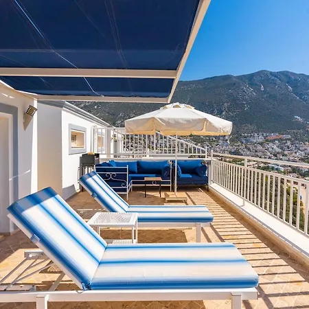 Duplex With Roof Terrace & Panoramic Sea View Апартаменты *