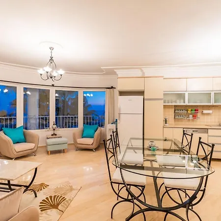 Duplex With Roof Terrace & Panoramic Sea View Daire Kaş