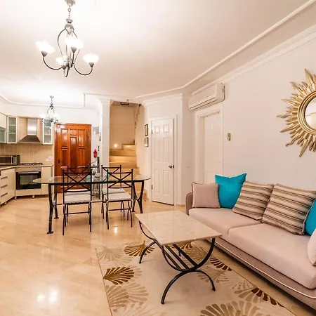 Daire Duplex With Roof Terrace & Panoramic Sea View